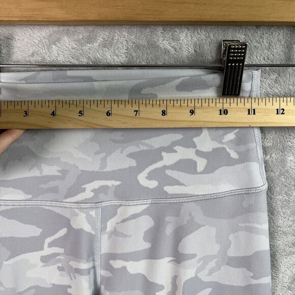 Lululemon Wonder Under High Rise Leggings Size 4 Camo White/Grey Workout Gym - Picture 5 of 12